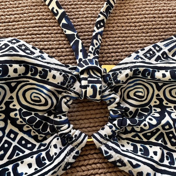 Tory Burch NWT navy/white bikini. Sz Large. Batik print is beautiful! - Picture 5 of 6